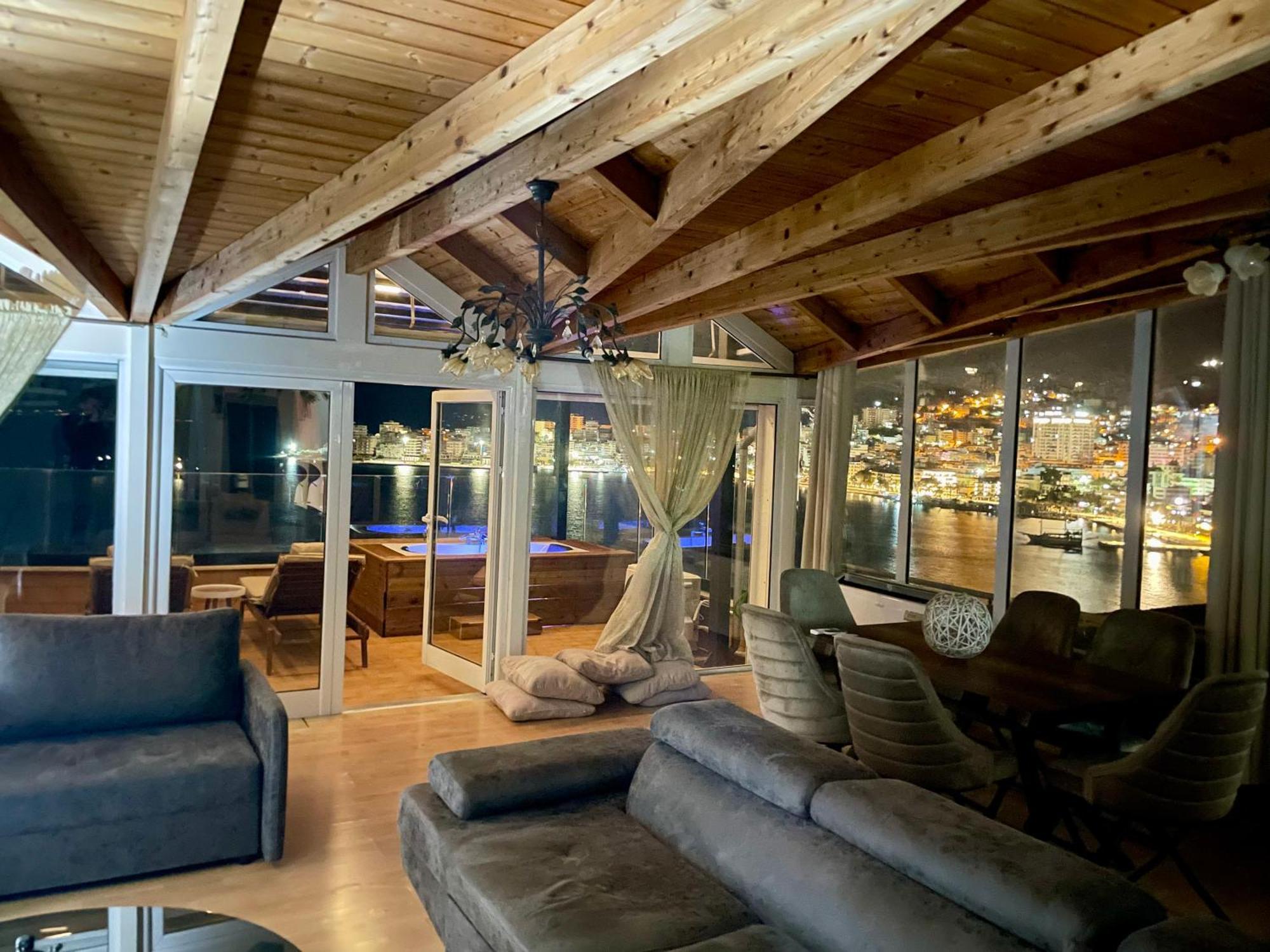 Apartamento Seaview Golden Penthouse Sarandë Exterior foto