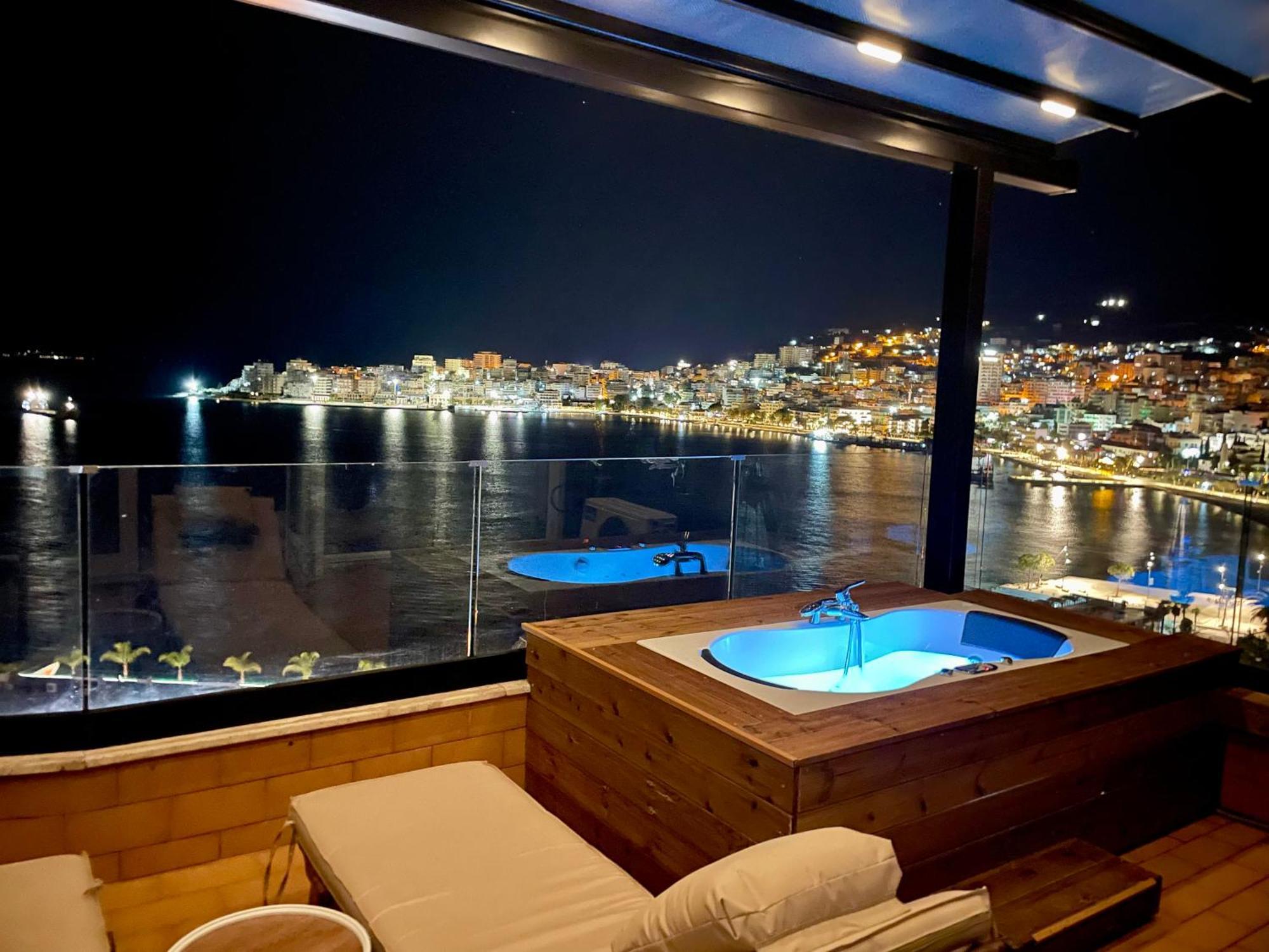 Apartamento Seaview Golden Penthouse Sarandë Exterior foto